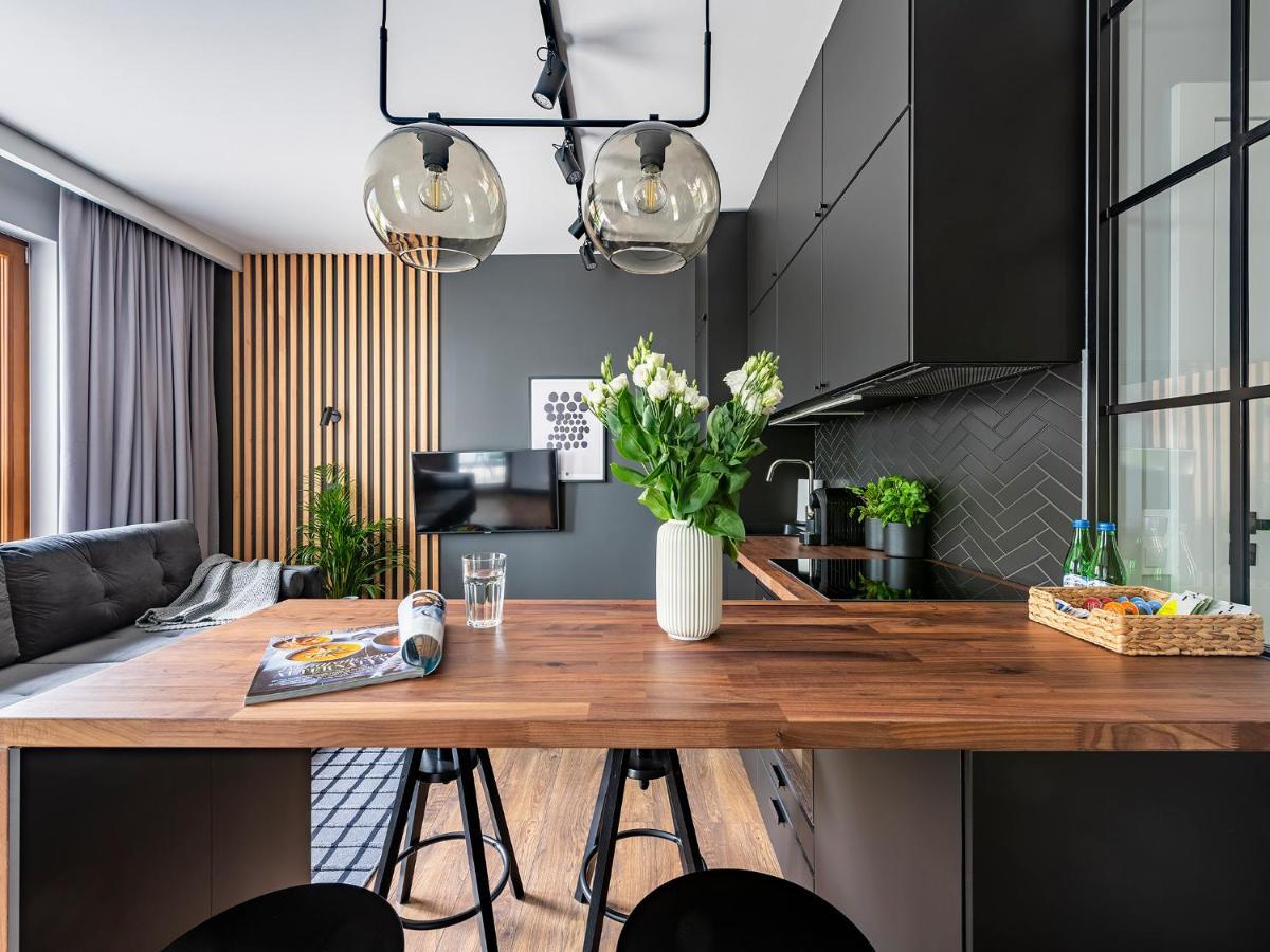 Yoursecondflat Grzybowska Metropoint Warszawa Eksteriør billede