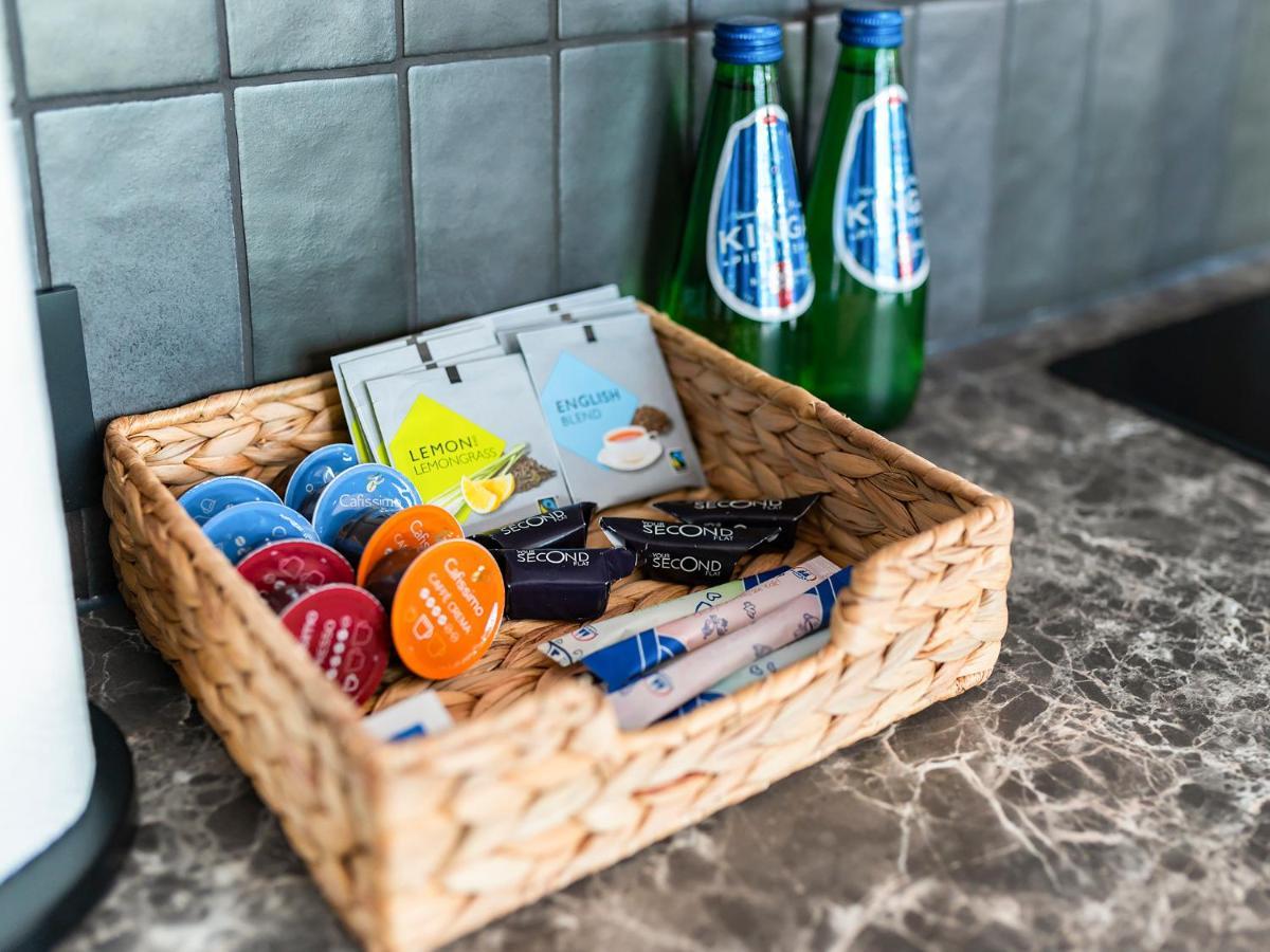 Yoursecondflat Grzybowska Metropoint Warszawa Eksteriør billede