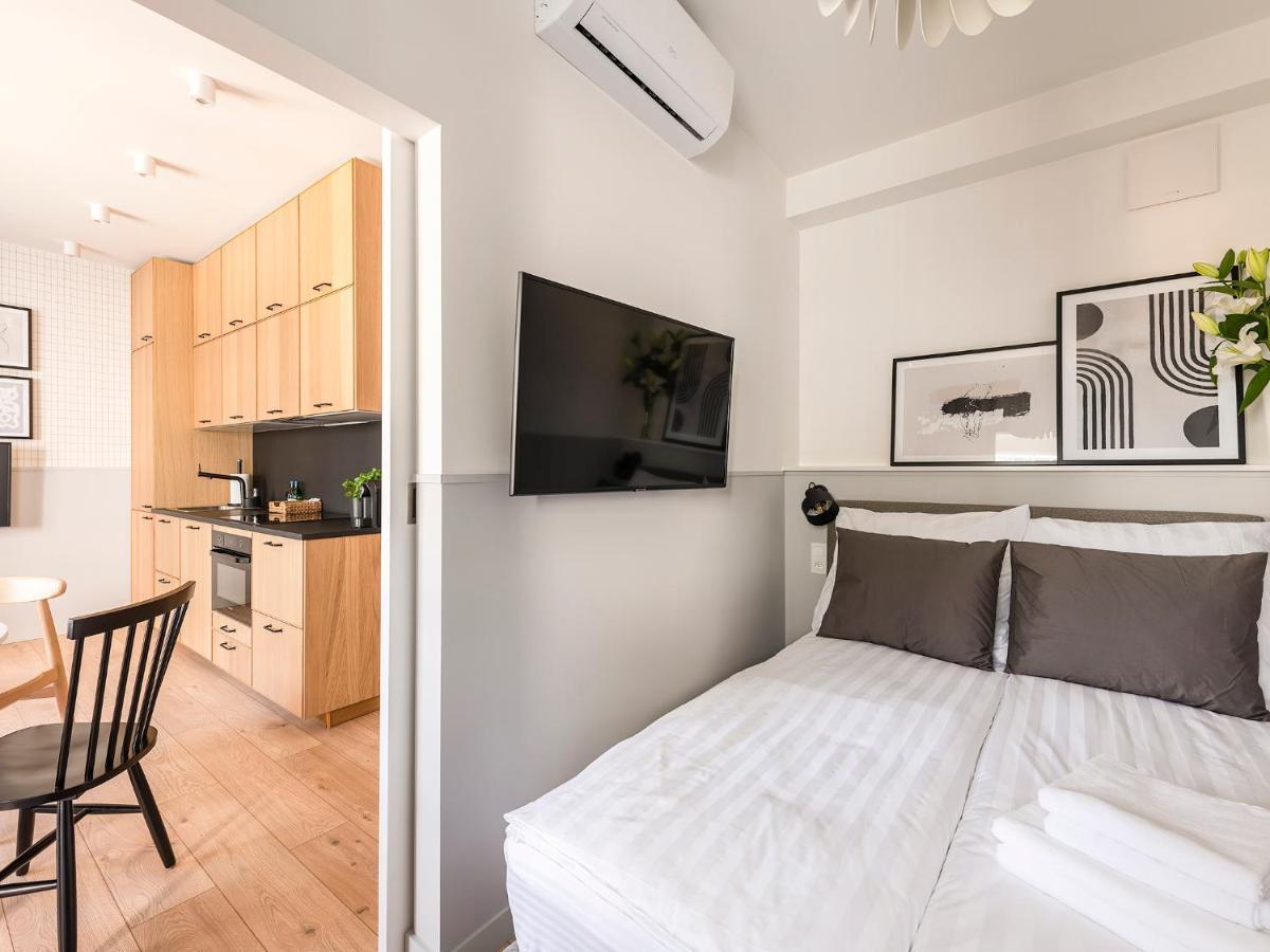 Yoursecondflat Grzybowska Metropoint Warszawa Eksteriør billede